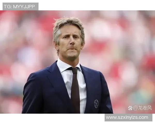 探寻45岁足球明星的传奇人生与职业生涯的辉煌成就 探寻45岁足球明星的传奇人生与职业生涯的辉煌成就