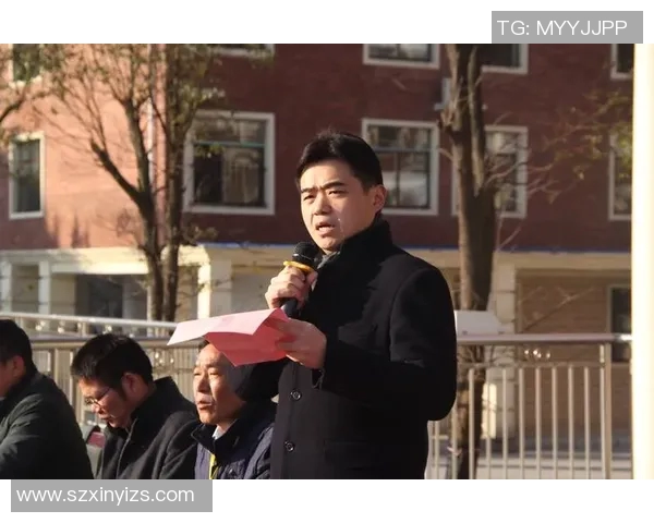 武汉足球队的辉煌征程与邀请赛的精彩瞬间全景回顾